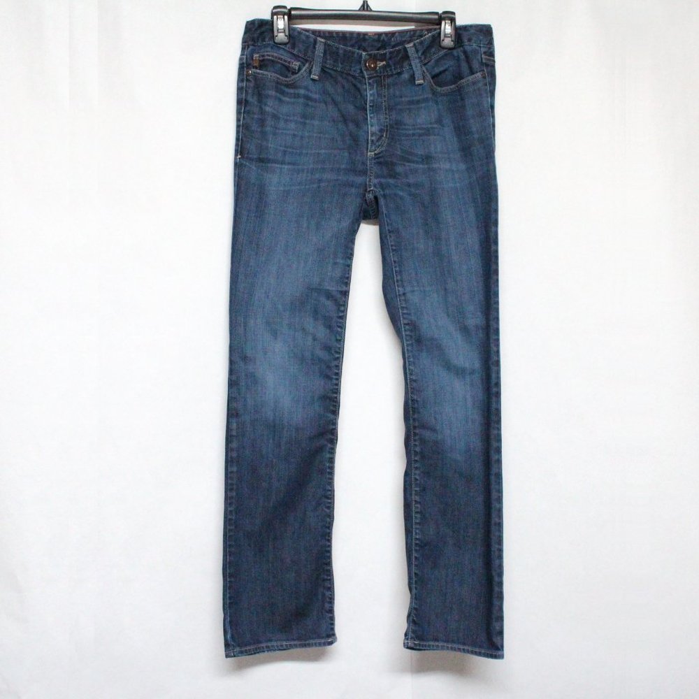 Women's Size 10 Eddie Bauer Classic Fit Barely Boot Leg Shape Blue Denim Jeans